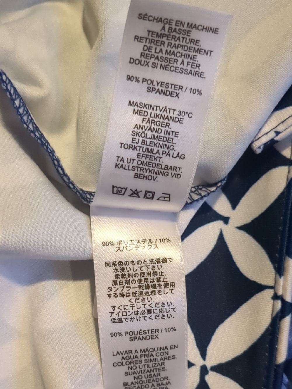 Vineyard Vines Margo UPF Shirt Dress - Picture 10 of 12
